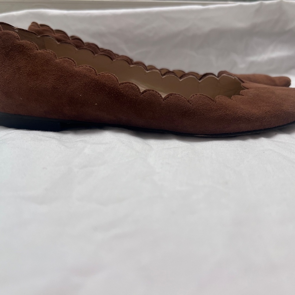 Manolo Blahnik Suede Scallop Trim Flats Women's 39.5 - Picture 2 of 5